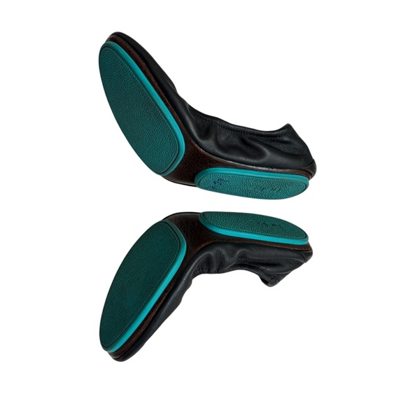 Tieks black leather flats shoes size 7 - Picture 3 of 7